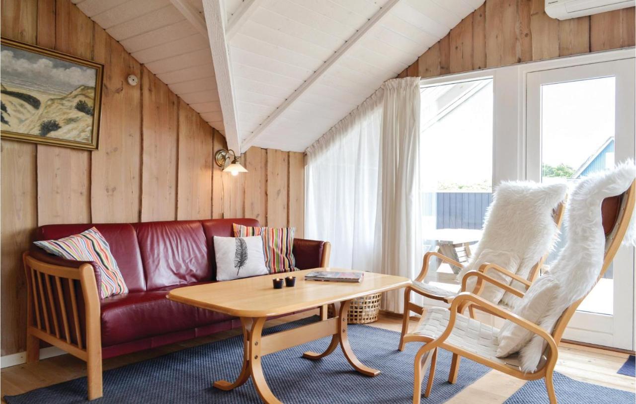 2 Bedroom Beautiful Home In Hvide Sande Bjerregard Bagian luar foto