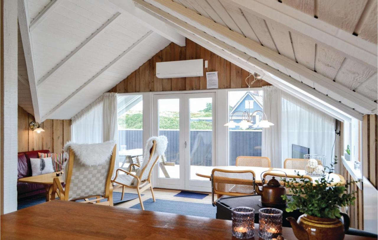 2 Bedroom Beautiful Home In Hvide Sande Bjerregard Bagian luar foto