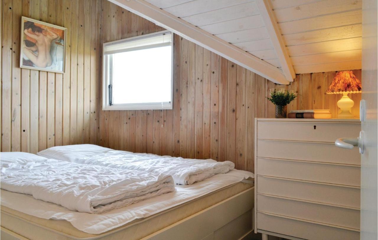 2 Bedroom Beautiful Home In Hvide Sande Bjerregard Bagian luar foto